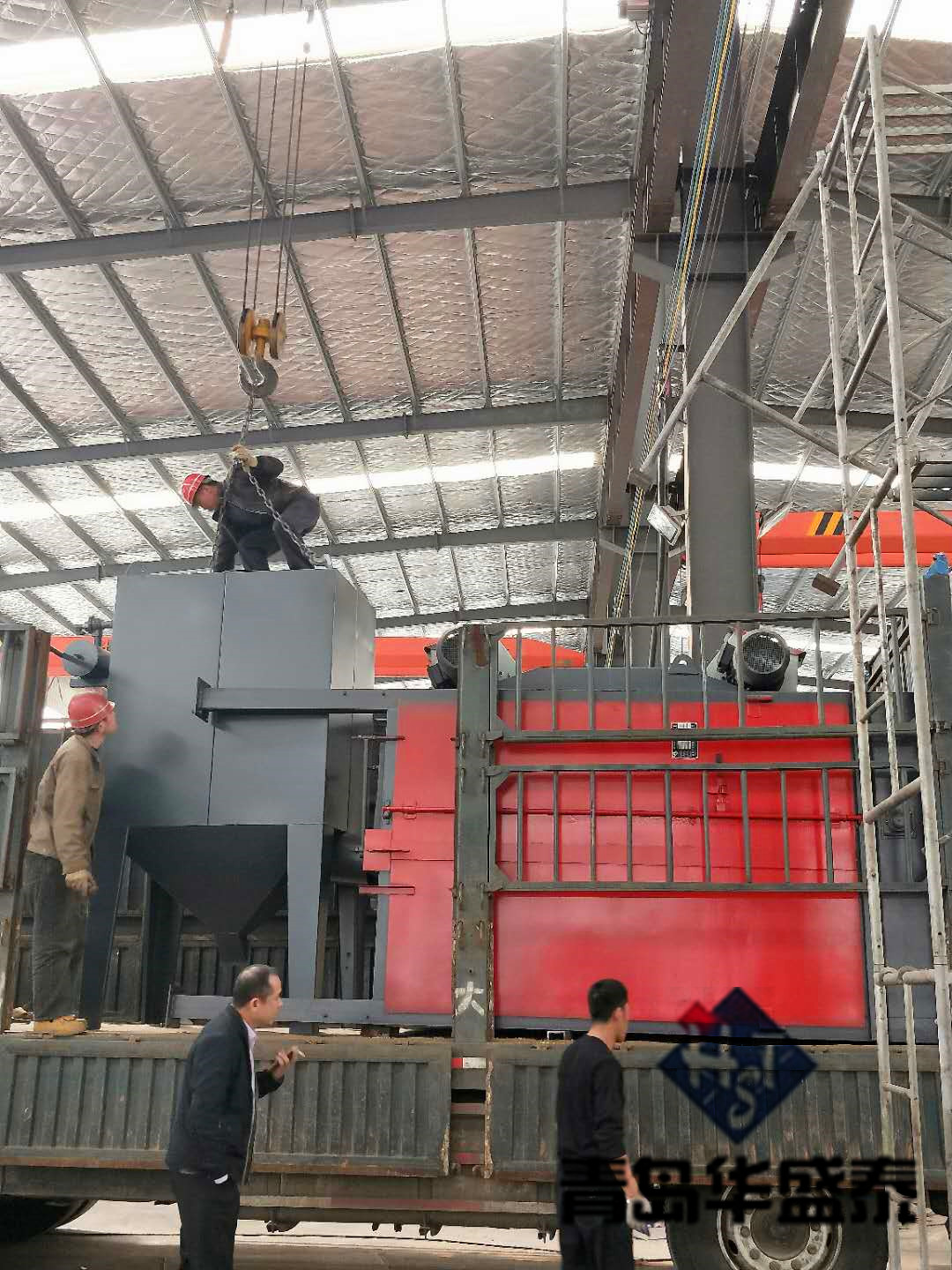 发往哈尔滨378抛丸机现场发货图