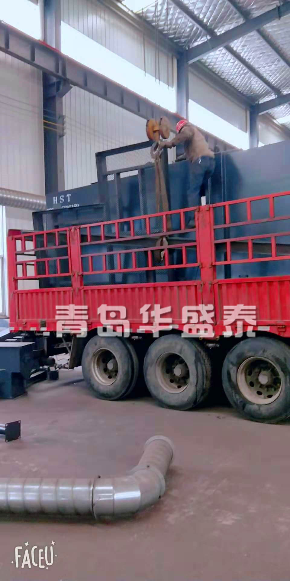 轨道通过式6910发往山东烟台