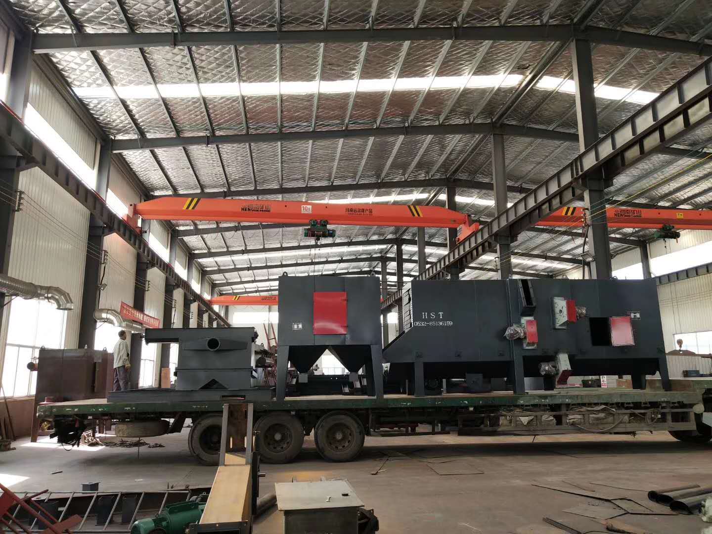q698型钢抛丸机发往临沂
