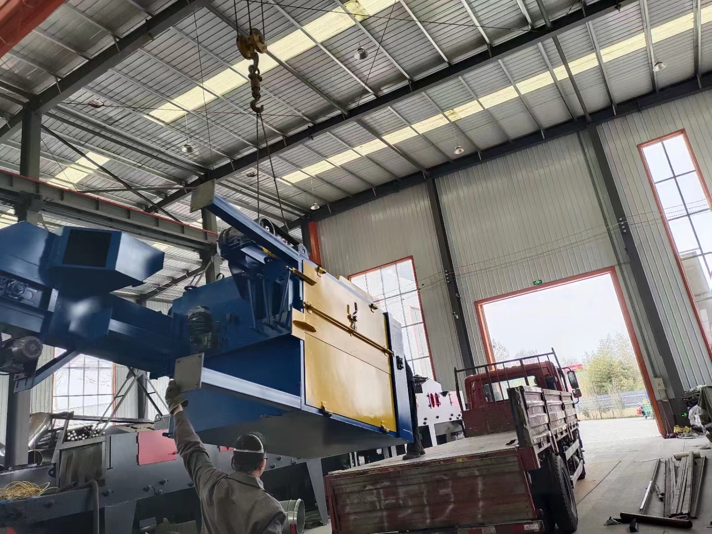 钢板除锈抛丸机_槽钢抛丸除锈机_钢管抛丸机除锈计算