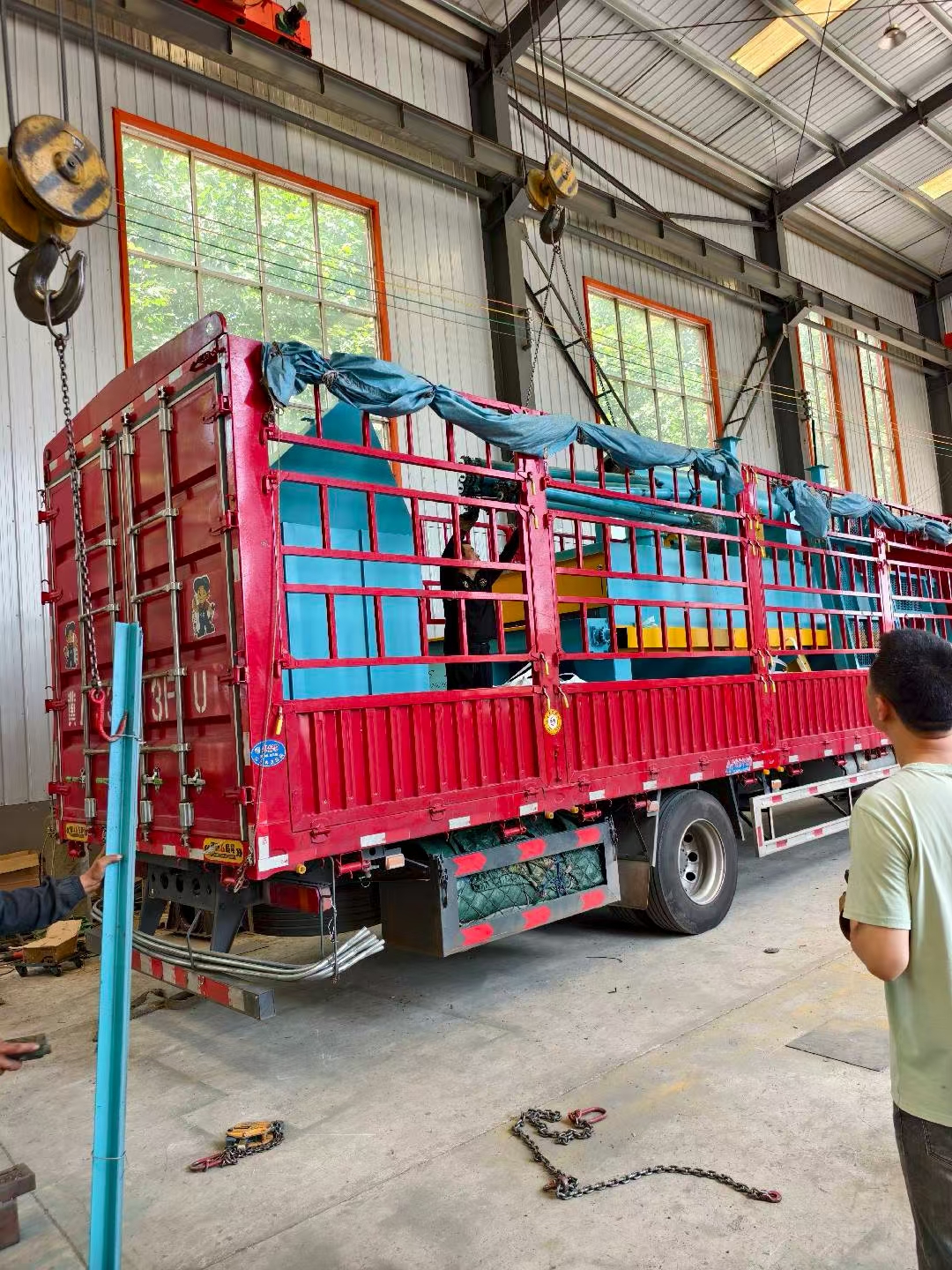 除锈履带连续机通过什么检测_连续履带通过除锈机_履带取铁机器