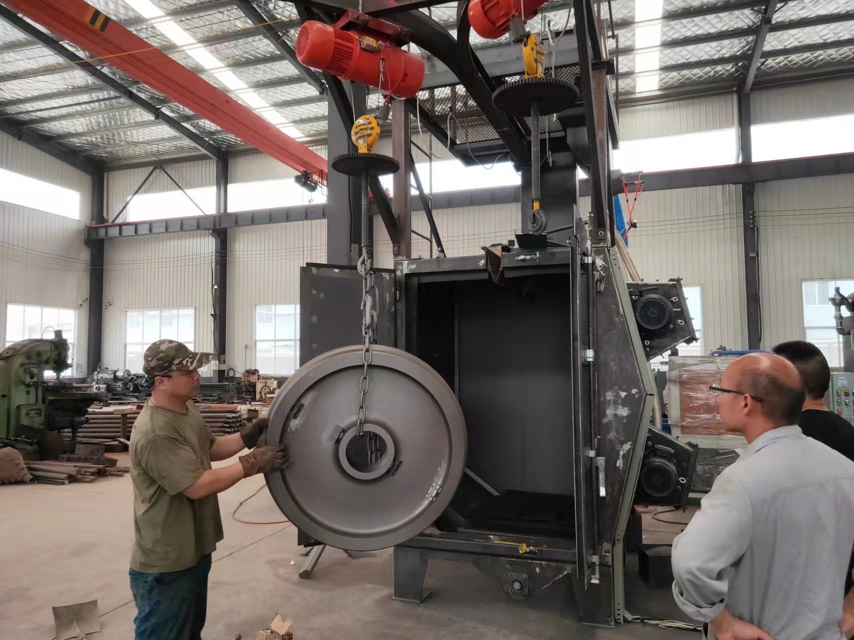 抛丸除锈机操作规程_除锈抛丸机操作步骤视频_连续辊道通过式除锈抛丸机