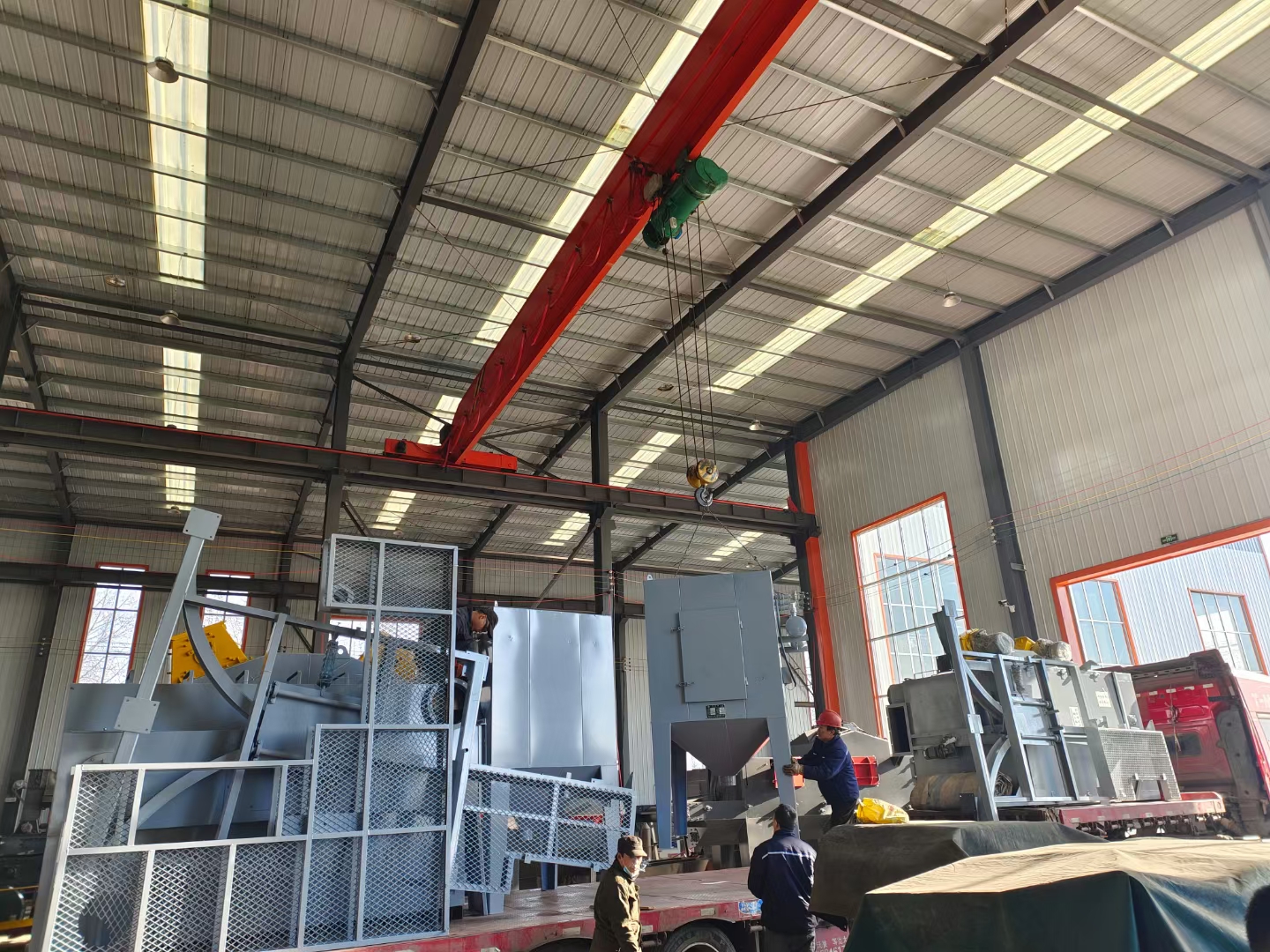 抛丸机漏砂板_钣金件抛丸打砂机_抛丸机用的钢砂