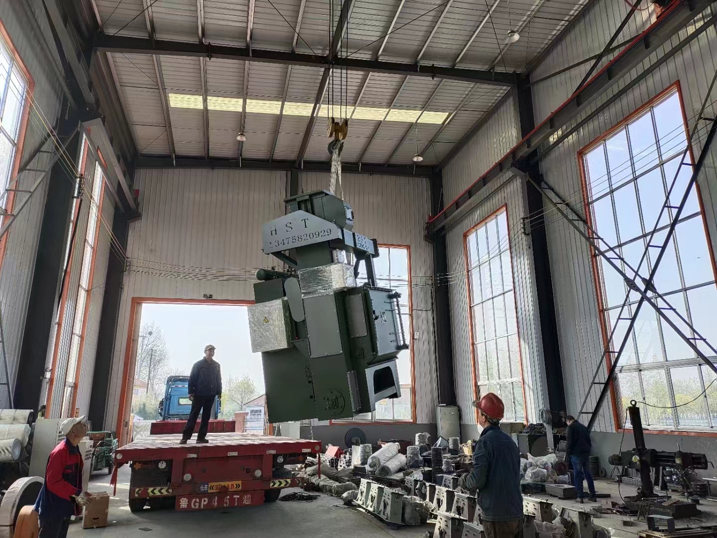 挖掘机除锈机_偷挖掘机铲atm机_抛丸除锈