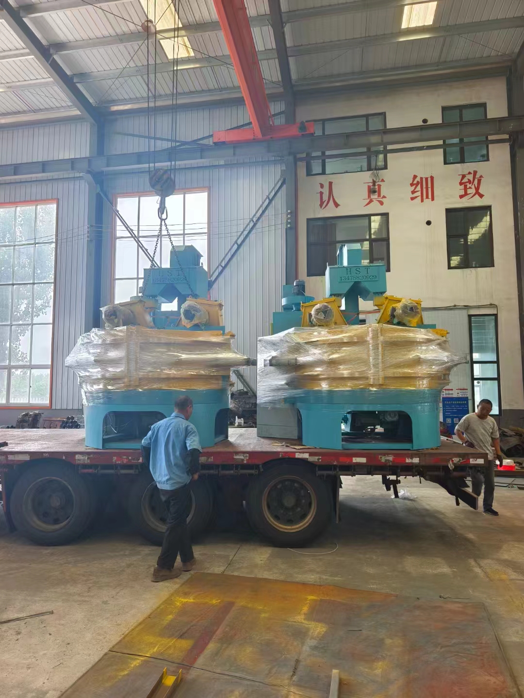 小型打沙除锈机_悬挂除锈砂式机打磨方法_悬挂式打砂除锈机